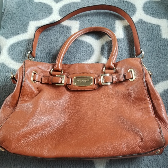 Michael Kors Hamilton in Terracotta - Picture 4 of 16